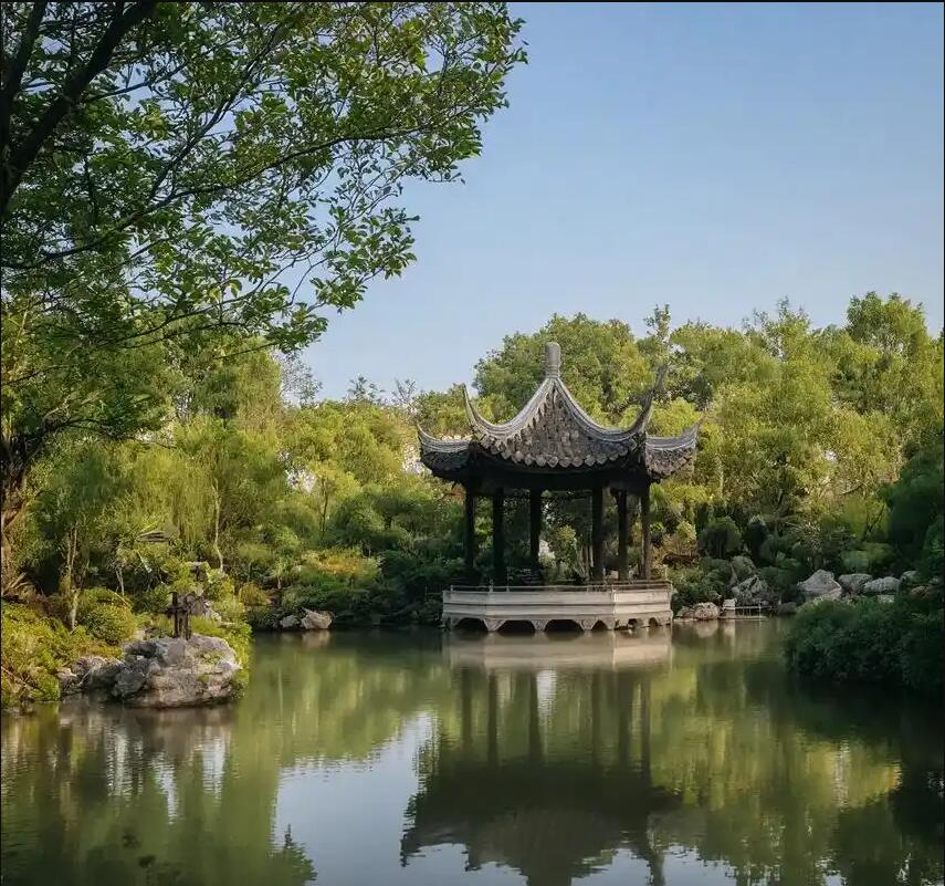 伊犁地区雨珍建筑有限公司